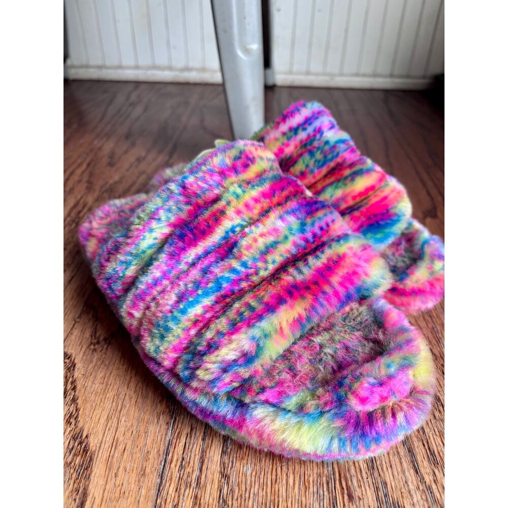 UGG Kids Rainbow Plush Slippers | Cozy Faux Fur | Size 4 | Slip-On Comfort